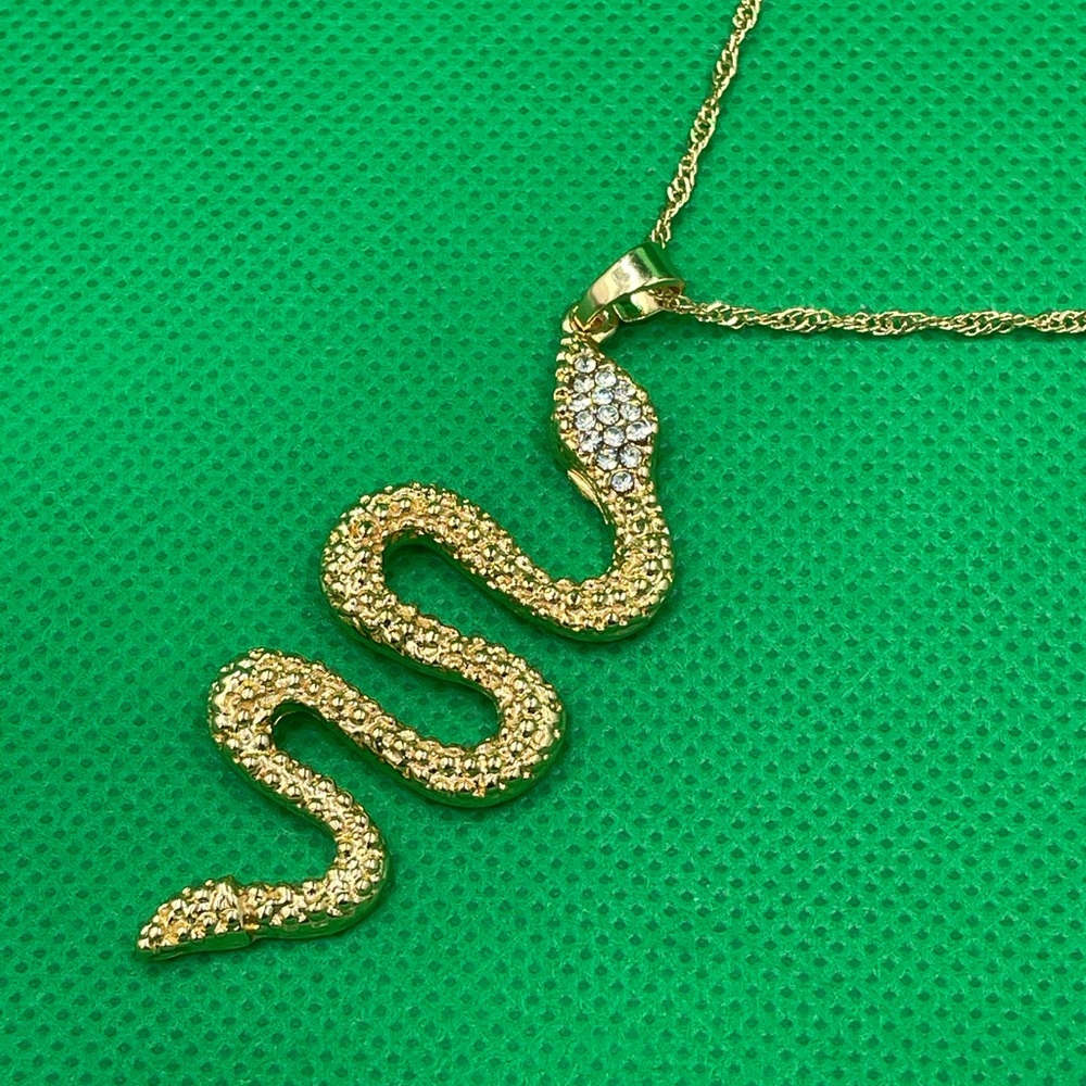 Zig Zag Snake Necklace